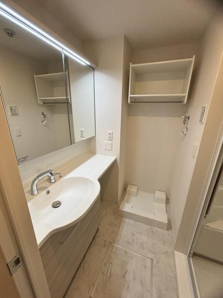 トリシア　クレール