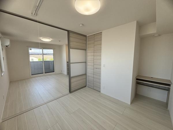 トリシア　クレール