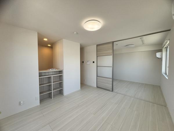 トリシア　クレール