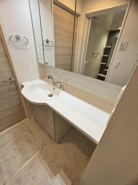 トリシア　クレール