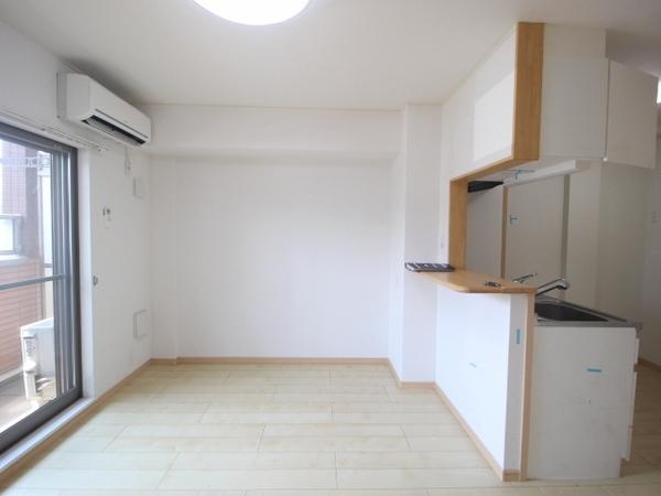 メゾン　アウローラ