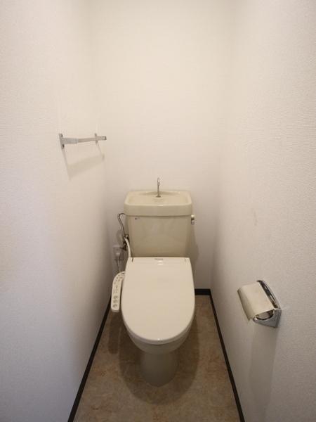 プラザ山村　B棟