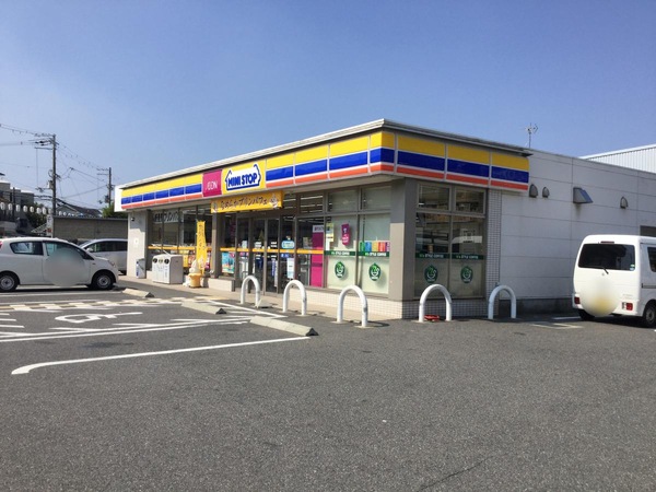 フォレスト上野芝(ミニストップ堺津久野町店)