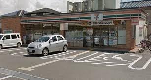 ドミール鈴の宮(セブンイレブン堺堀上緑町店)