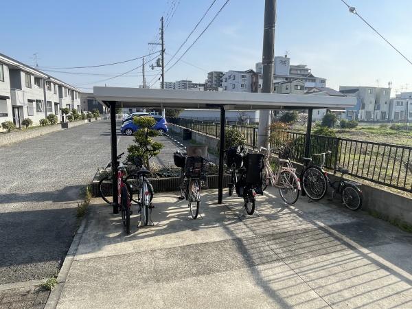 伊勢森ハイツB棟