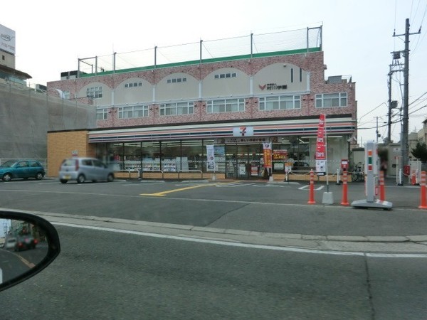 クロトリハイツ(セブンイレブン和泉一条院町店)