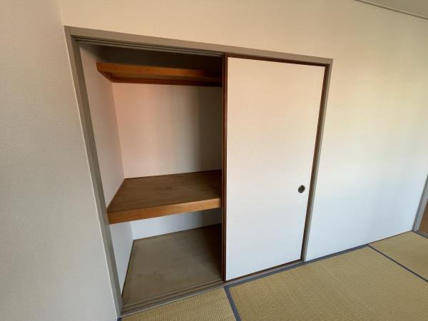 ラフィネ西取石