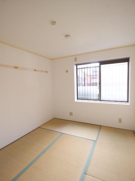 モアクレスト花田公園　Ｂ棟