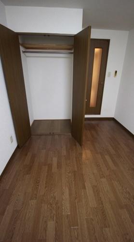 リヴィエール石津