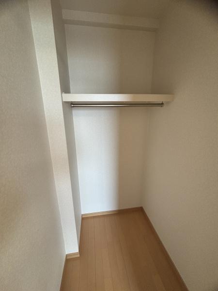 アンプルールフェールルミエール富木