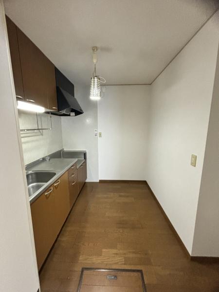 リベラルタウン　2番館