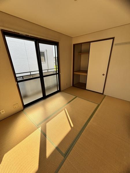 リベラルタウン　2番館