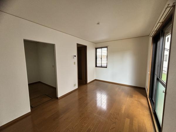 リベラルタウン　2番館