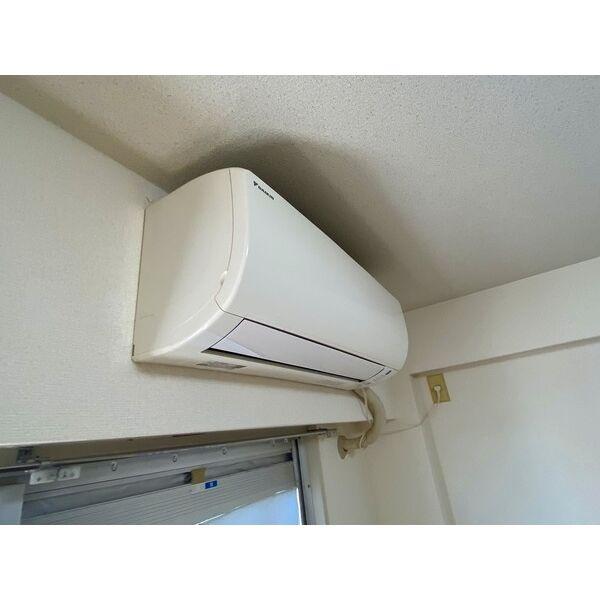 エストラビラ