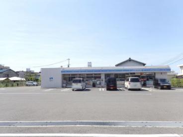 フジパレス東豊中町(ローソン和泉府中町店)