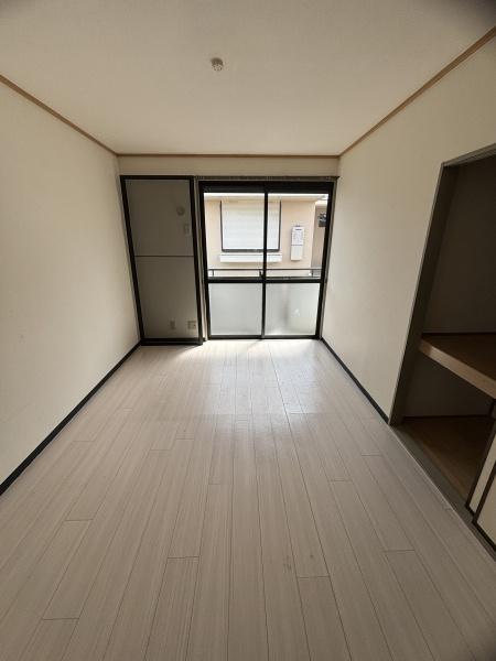 紙屋ハウス3番館D棟