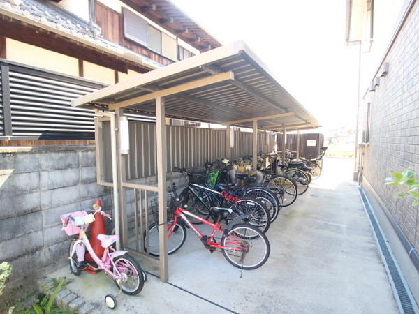 クローバーコート