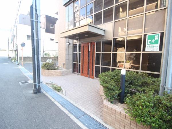 アムール・M