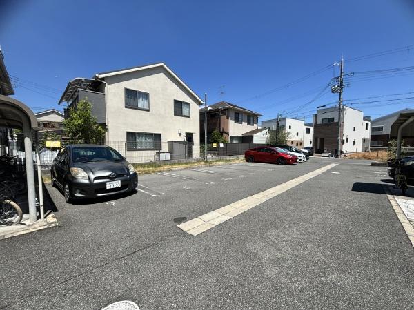 ソフィア　B棟