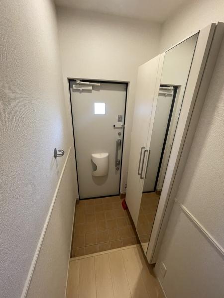 クレスト草部