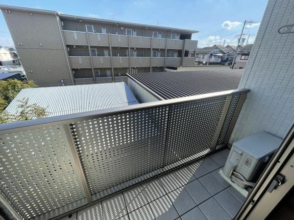 シャーメゾントモ