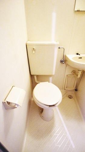 ラフォーレ助松