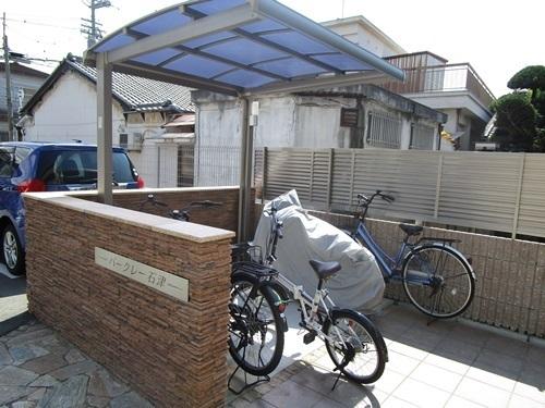 バークレー石津
