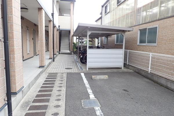 フジパレス札場
