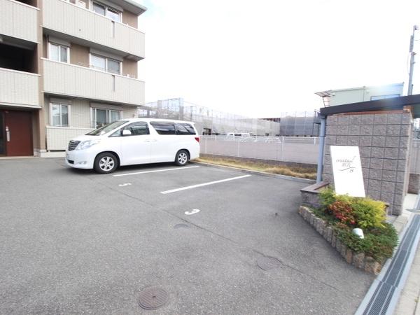 エヴァンタイユ羽衣　A棟
