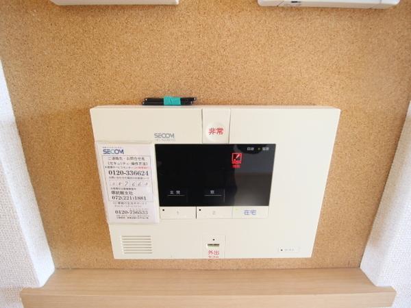 エヴァンタイユ羽衣　A棟