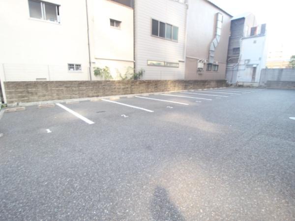 アムール・M