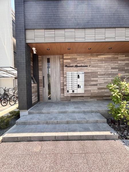 フィアスコート北助松　1
