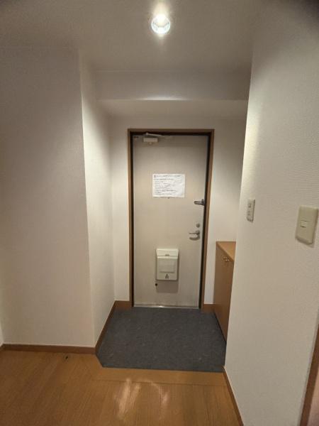セカンドパレス