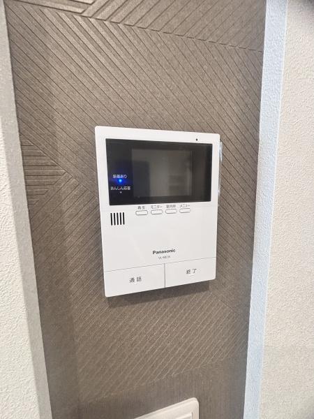 メゾンモンハイム南．