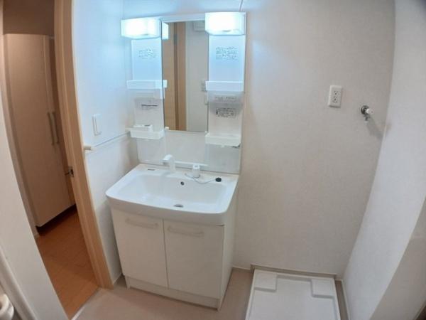 高石市西取石５丁目のアパート