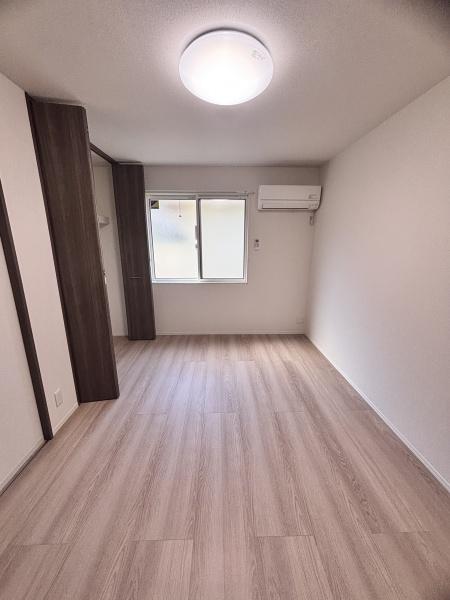 パサログランデ鳳西町(洋室)