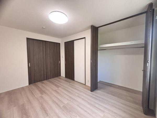 パサログランデ鳳西町(洋室)