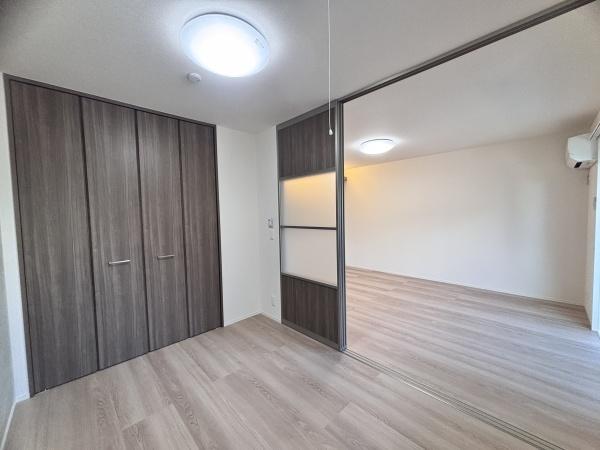 パサログランデ鳳西町(洋室)