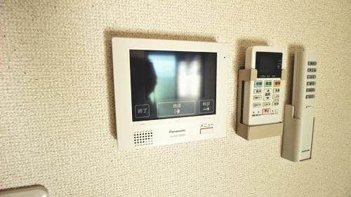 堺市西区鳳中町５丁のアパート