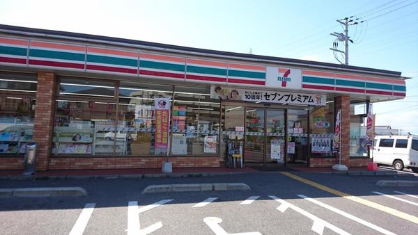 ヴァンベールしののめ　B棟(セブンイレブン泉大津市役所前店)