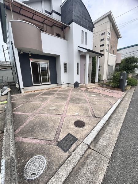 鳳西町3丁戸建て