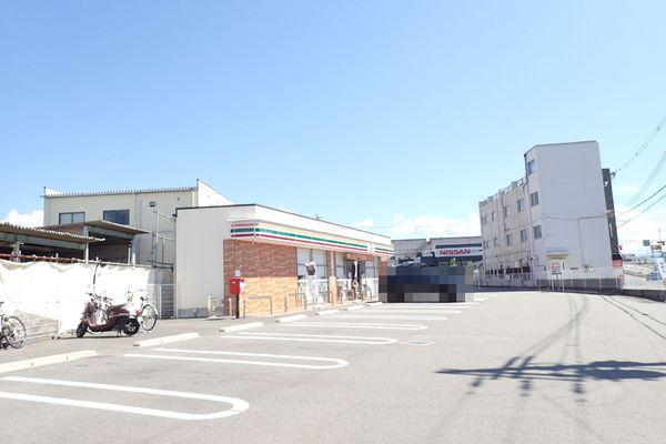 鈴の音(セブンイレブン堺平岡町店)