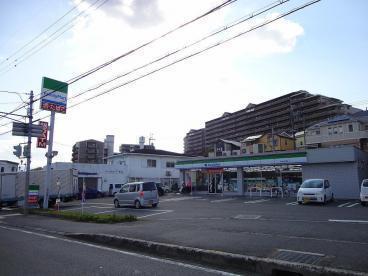 ユニコーン82西野(ファミリーマート狭山山本東店)