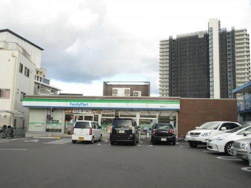 ユニコーン82西野(ファミリーマート堺西野店)