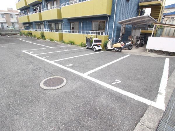 ローレルスクエア