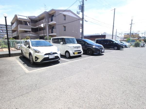フレンドコーポ A棟(駐車場)