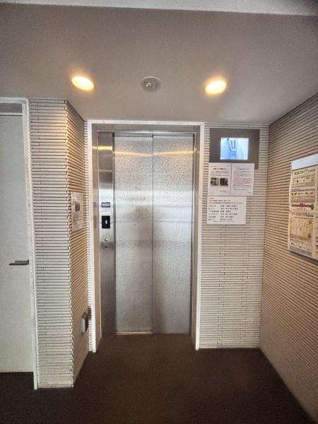 フォレストインサイド鳳(エントランス)