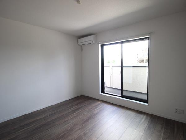 メゾン・ド・コリーヌ上野芝