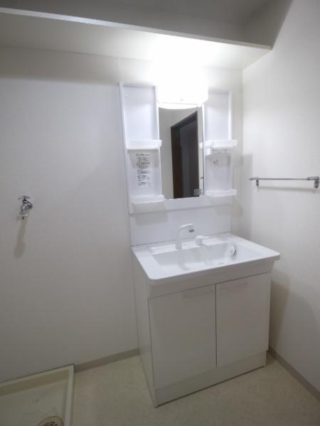 ルミエール西取石