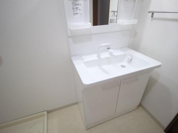 ルミエール西取石